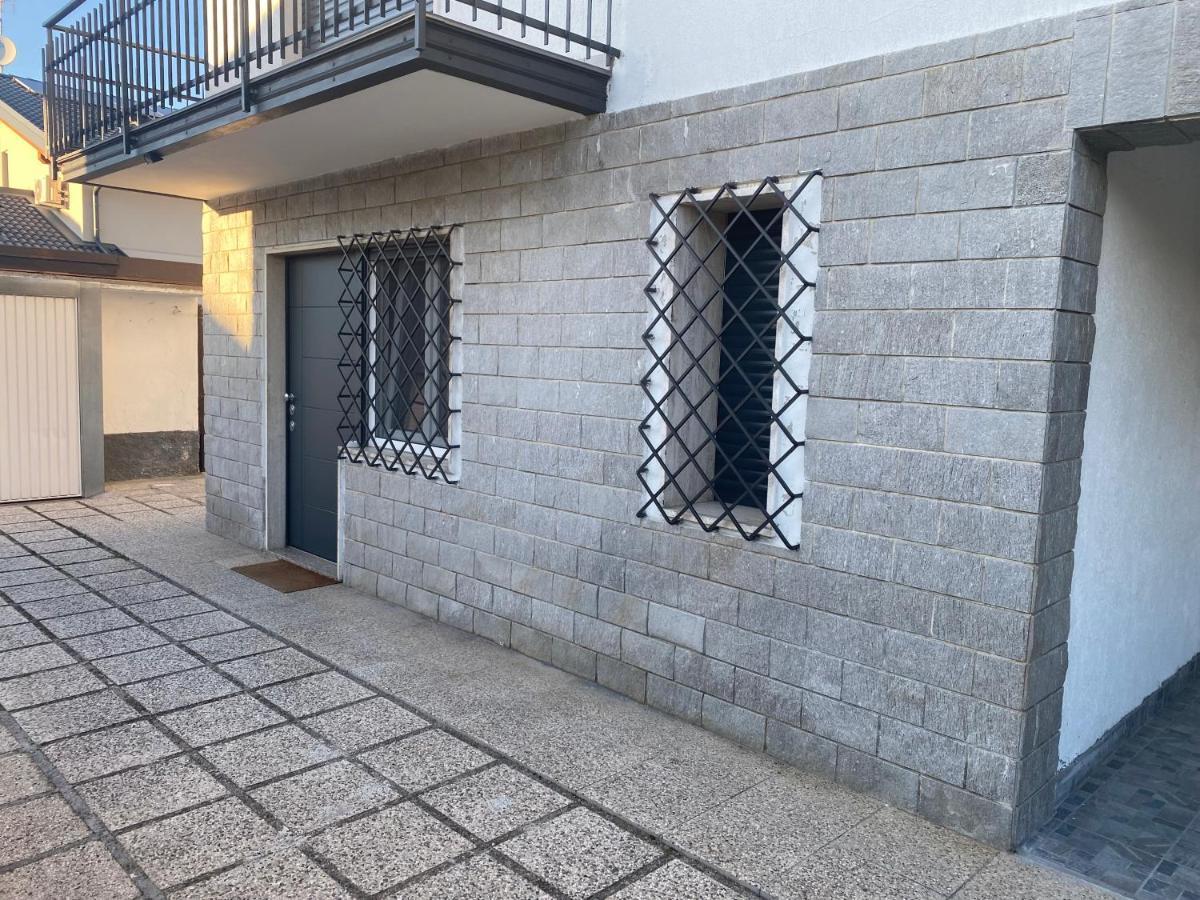 Appartamento In Villa Parabiago Exterior photo